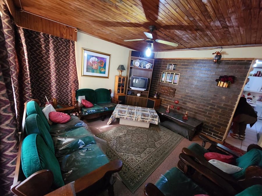 5 Bedroom Property for Sale in Sasolburg Ext 5 Free State